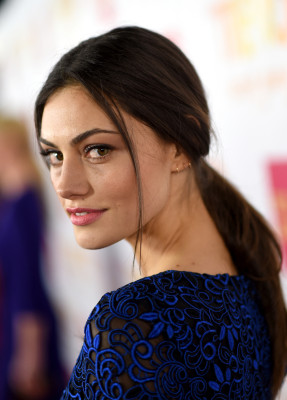Phoebe Tonkin pic #779228