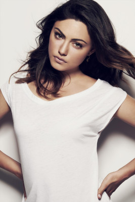 photo 4 in Phoebe Tonkin gallery [id477772] 2012-03-12 00:00:00