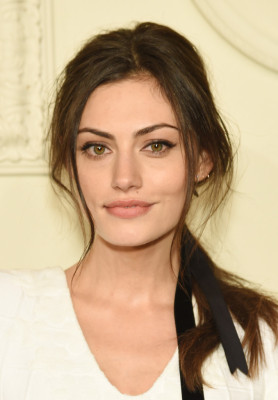 Phoebe Tonkin pic #800353