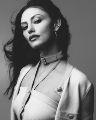 Phoebe Tonkin for Harper’s Bazaar Australia January 2024