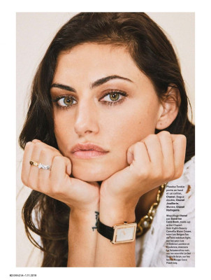 PHOEBE TONKIN in Grazia Magazine, France November 2019