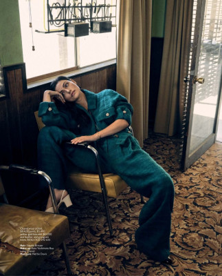 Phoebe Tonkin – InStyle Australia September 2019 Issue