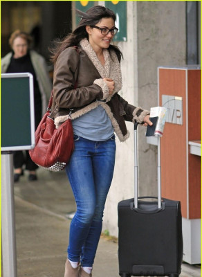 Phoebe Tonkin pic #500332