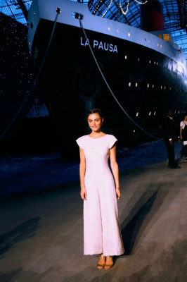 Phoebe Tonkin - Chanel Cruise 2018/2019 Collection at Le Grand Palais in Paris