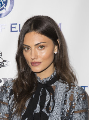 Phoebe Tonkin pic #860981