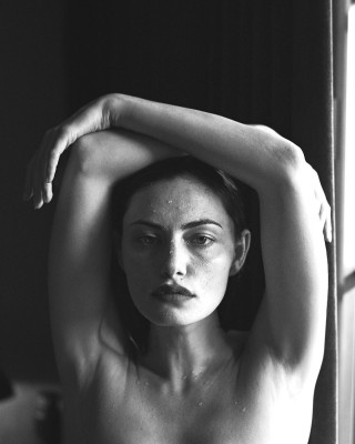 Phoebe Tonkin for Lesjour 
