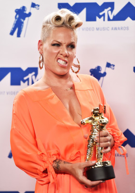 Pink pic #991244