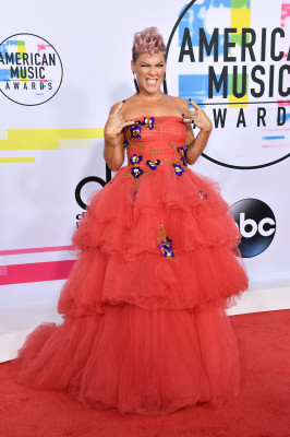 Pink – American Music Awards 2017 in Los Angeles