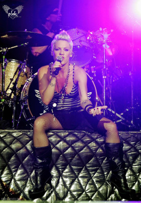 Pink pic #1023510