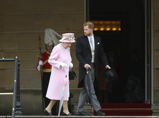 Prince Harry of Wales pic #1180359