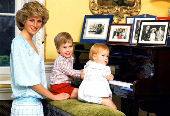 photo 8 in Prince Harry of Wales gallery [id580789] 2012-11-13 00:00:00