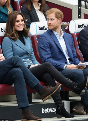 Prince Harry of Wales pic #1005601