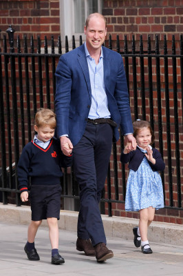 Kate Middleton &amp; baby N3