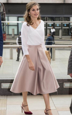Queen Letizia of Spain pic #1158172