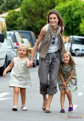 Queen Letizia of Spain pic #1158088