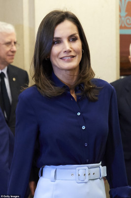 Queen Letizia of Spain pic #1188052