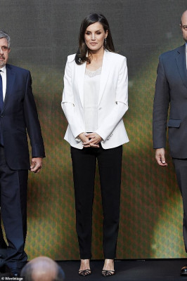 Queen Letizia of Spain pic #1164542