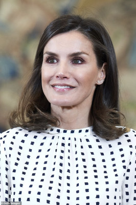 Queen Letizia of Spain pic #1188019