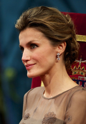Queen Letizia of Spain pic #1158198