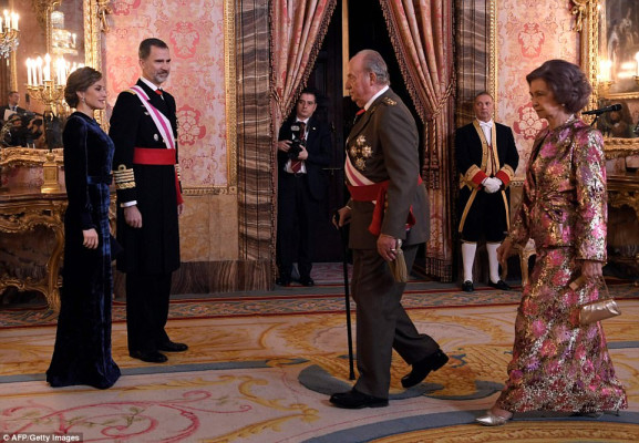 Queen Letizia of Spain pic #1028397