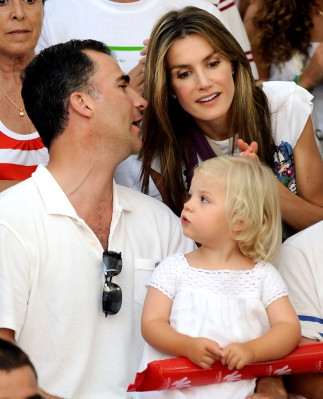 Queen Letizia of Spain pic #751036
