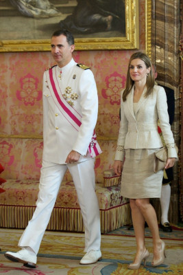 Queen Letizia of Spain pic #747334