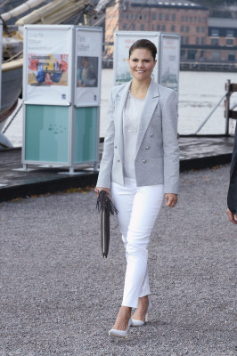 Princess Victoria of Sweden pic #1039969