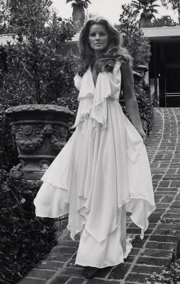 photo 24 in Priscilla Presley gallery [id189367] 2009-09-23 00:00:00