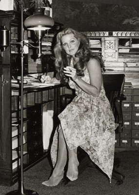 photo 18 in Priscilla Presley gallery [id189373] 2009-09-23 00:00:00