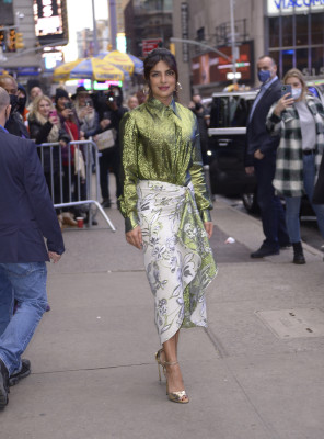 Priyanka&amp;nbsp;Chopra&amp;nbsp;- Good Morning America Studio, New York 12/16/2021