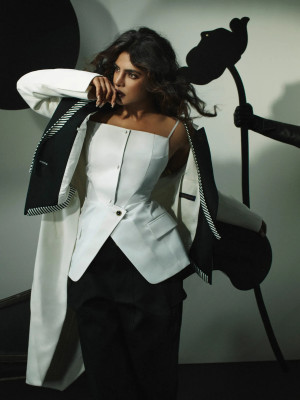 Priyanka Chopra by Emma Summerton for Vanity Fair (Feb 2022)