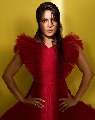 Priyanka Chopra Jonas by Sølve Sundsbo for Vogue India // Sept 2021