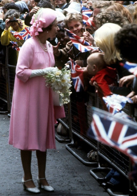 Queen Elizabeth ll  pic #519034