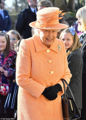 Queen Elizabeth ll  pic #1150546