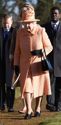 Queen Elizabeth ll  pic #1150543