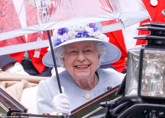 Queen Elizabeth ll  pic #1187999