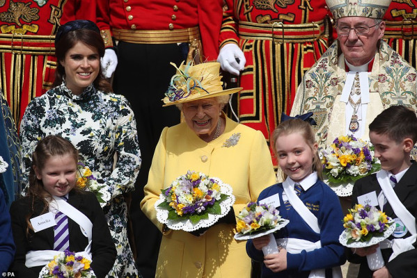 Queen Elizabeth ll  pic #1161531