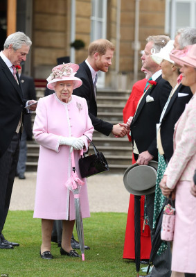 Queen Elizabeth ll  pic #1180246