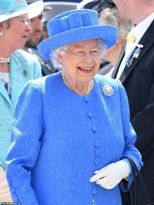 Queen Elizabeth ll  pic #1181783