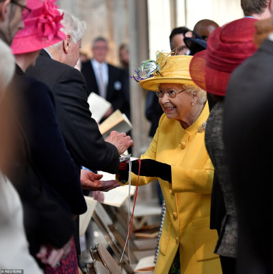Queen Elizabeth ll  pic #1161528