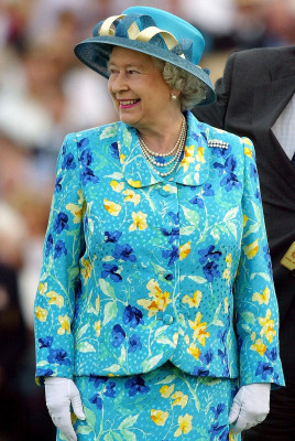 Queen Elizabeth ll  pic #519028