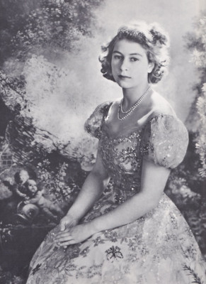 Queen Elizabeth ll  pic #521366