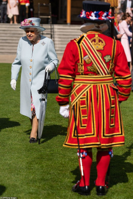 Queen Elizabeth ll  pic #1180261