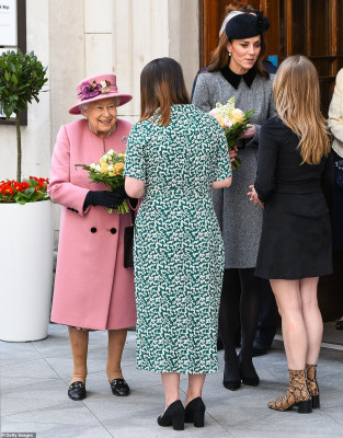 Queen Elizabeth ll  pic #1154141