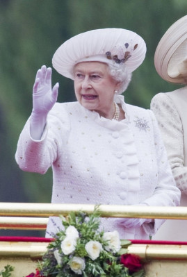 Queen Elizabeth ll  pic #521350
