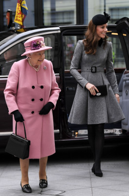 Queen Elizabeth ll  pic #1154139