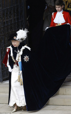 Queen Elizabeth ll  pic #656953