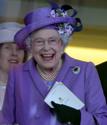Queen Elizabeth ll  pic #668997