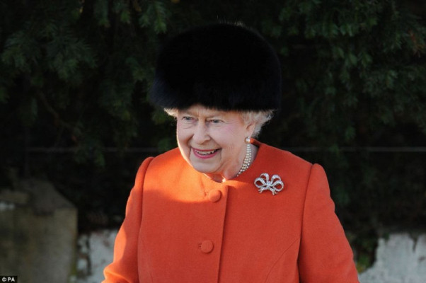 Queen Elizabeth ll  pic #688218