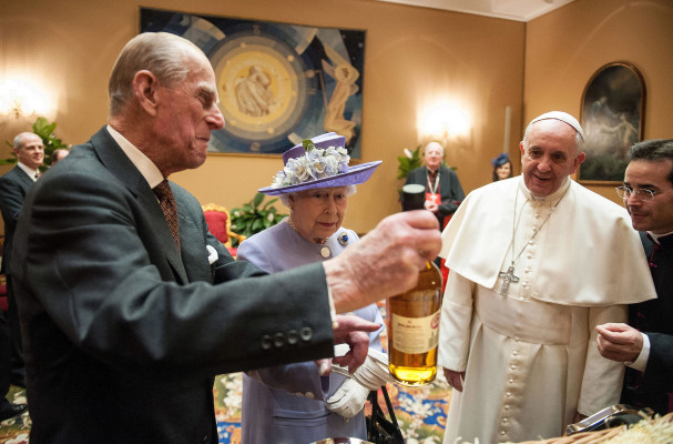 Queen Elizabeth ll  pic #728675